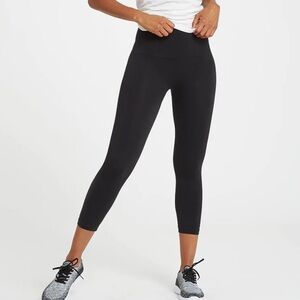 Spanx Cropped Leggings in black size small